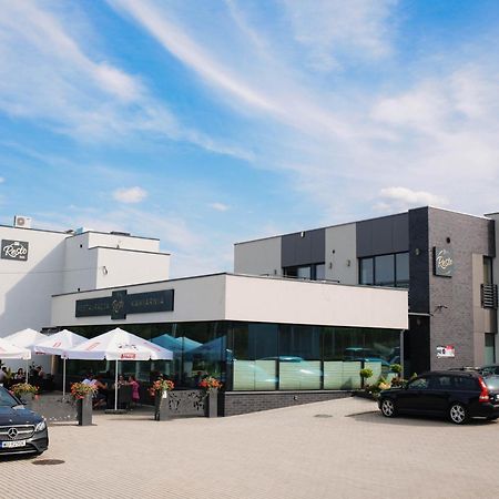 Resto Inn - Smart Apartamenty Blisko Energylandii Polwies Exteriör bild