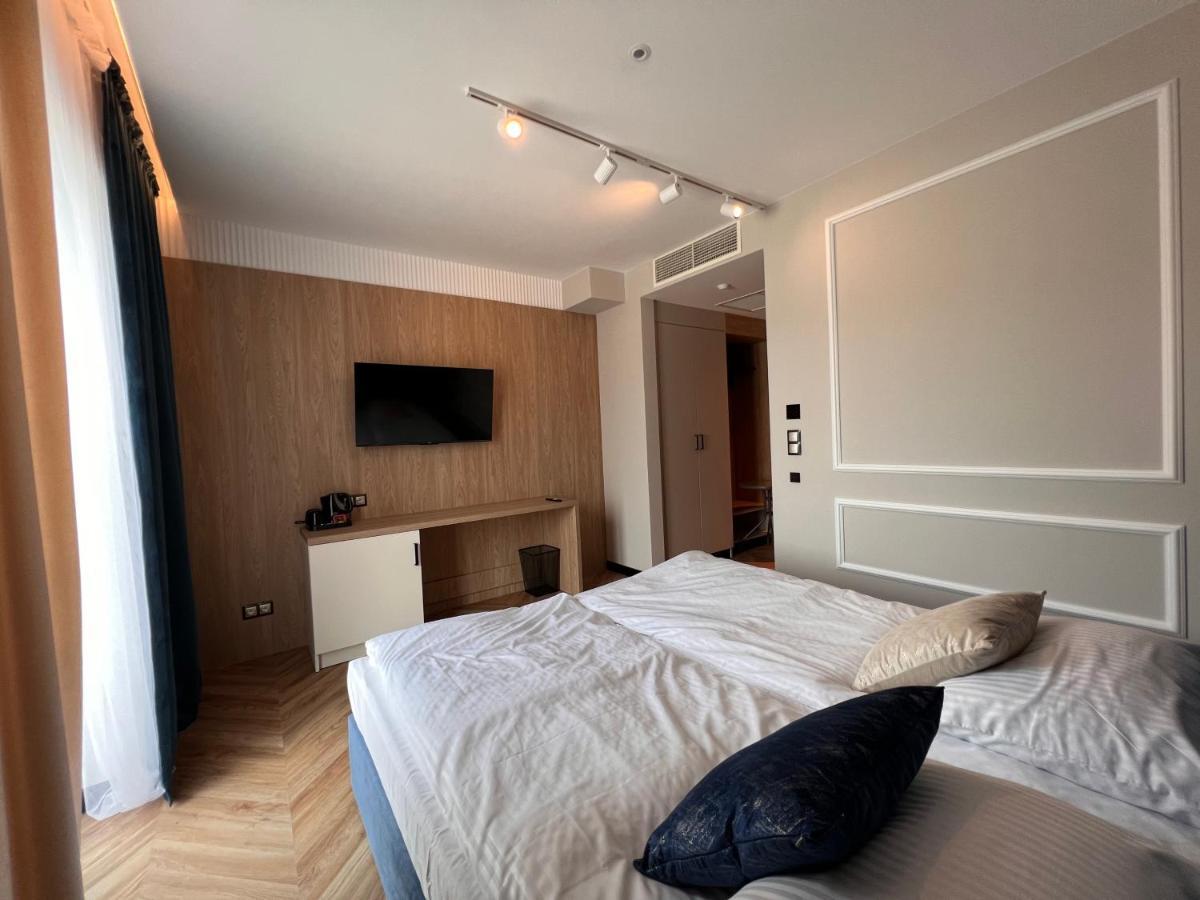 Resto Inn - Smart Apartamenty Blisko Energylandii Polwies Exteriör bild