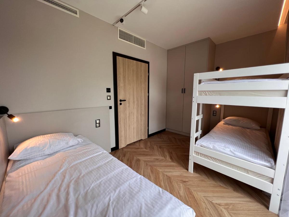 Resto Inn - Smart Apartamenty Blisko Energylandii Polwies Exteriör bild