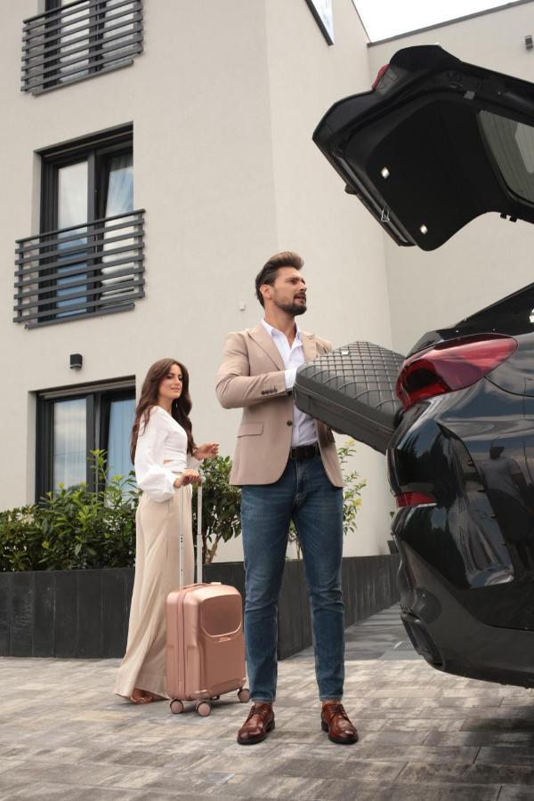 Resto Inn - Smart Apartamenty Blisko Energylandii Polwies Exteriör bild