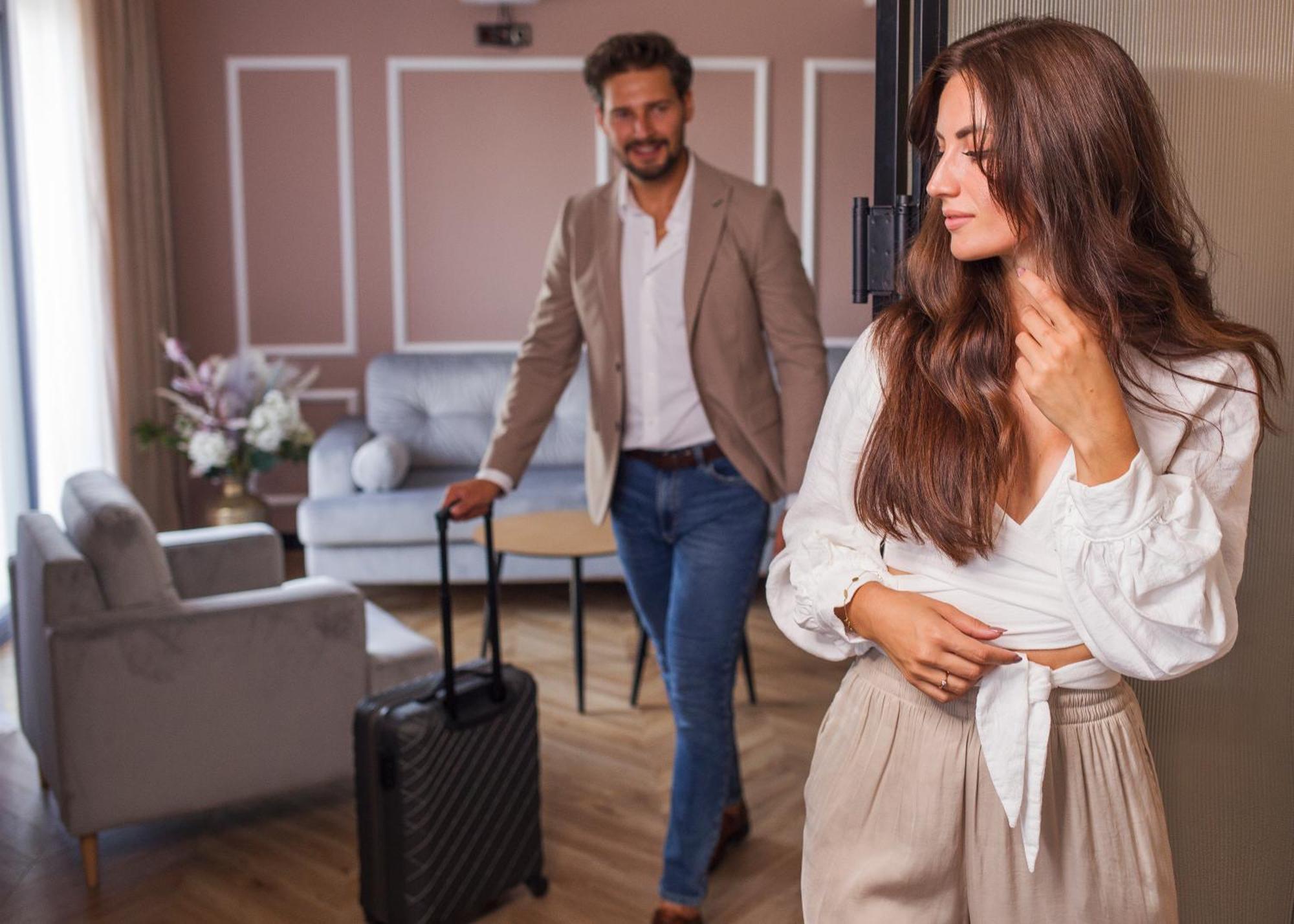 Resto Inn - Smart Apartamenty Blisko Energylandii Polwies Exteriör bild